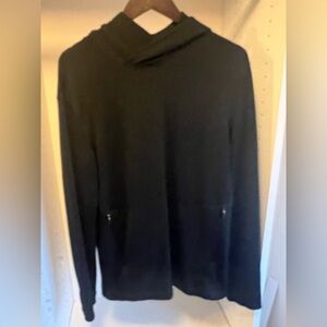 Men's black lululemon hoodie
